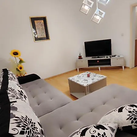 Quiet Place Markovic *